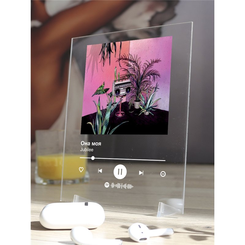 Jubilee - Она моя - постер Spotify