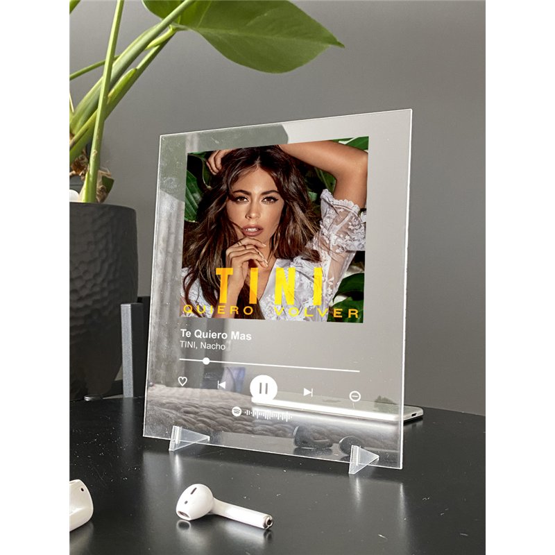 TINI, Nacho - Te Quiero Mas - постер Spotify