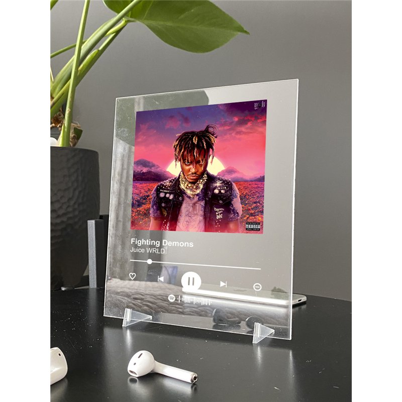 Juice WRLD - Fighting Demons - постер Spotify