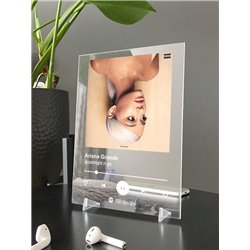 Ariana Grande - goodnight n go - постер Spotify