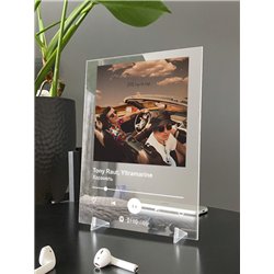 Tony Raut, Yltramarine - Карамель - постер Spotify