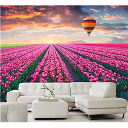 Фотообои поле тюльпанов на закате и воздушный шар 200х270