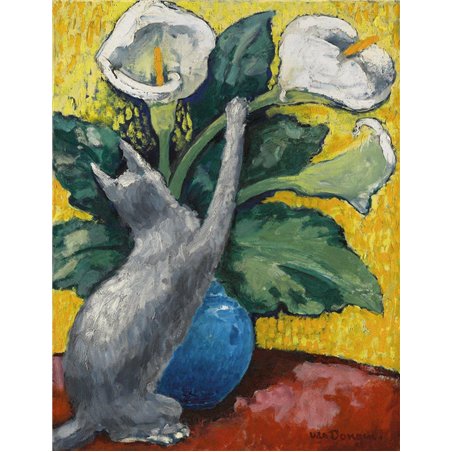 Кошка, играющая с цветами