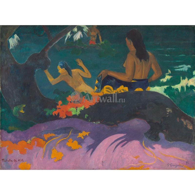 У моря
