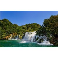 Водопад в зеленом лесу - Фотообои водопады