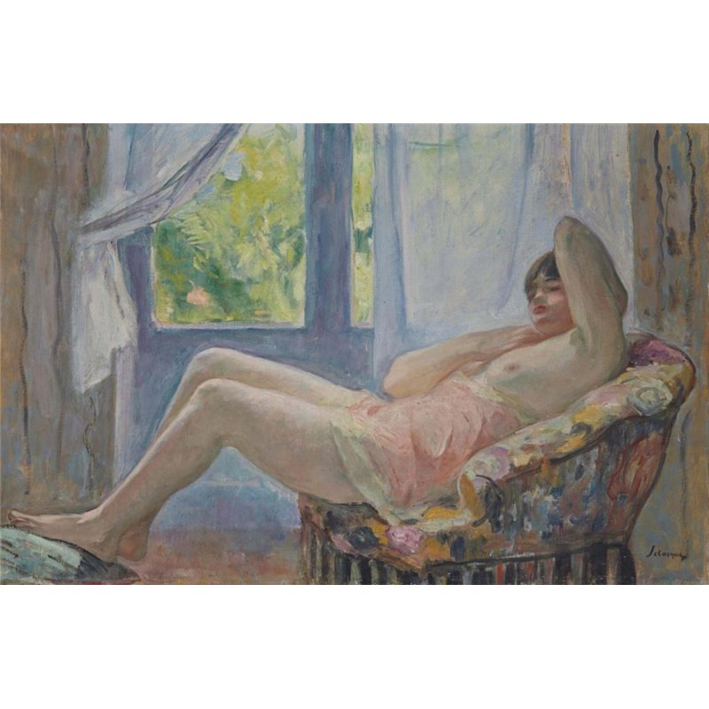 женщина в кресле