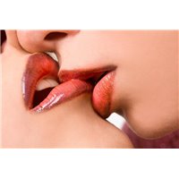 Поцелуй - Фотообои люди